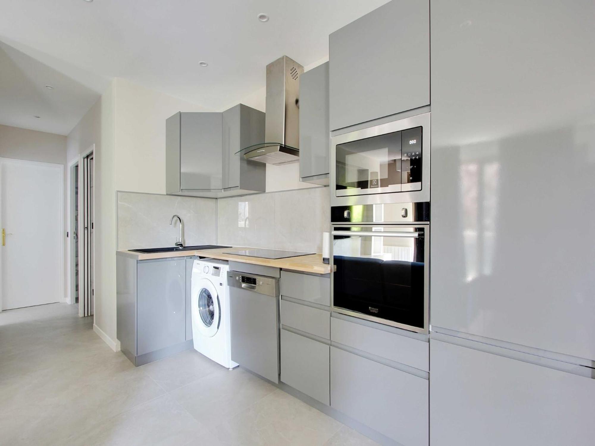 Appartement Super 3bdr W Terrace - Pereire - Mobility Lease Parijs
